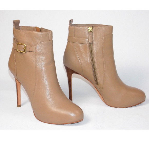 Chic and Sexy Ann Taylor Petra Ankle Boots Stiletto Hidden Platform Sz 10M Beige - Picture 2 of 10